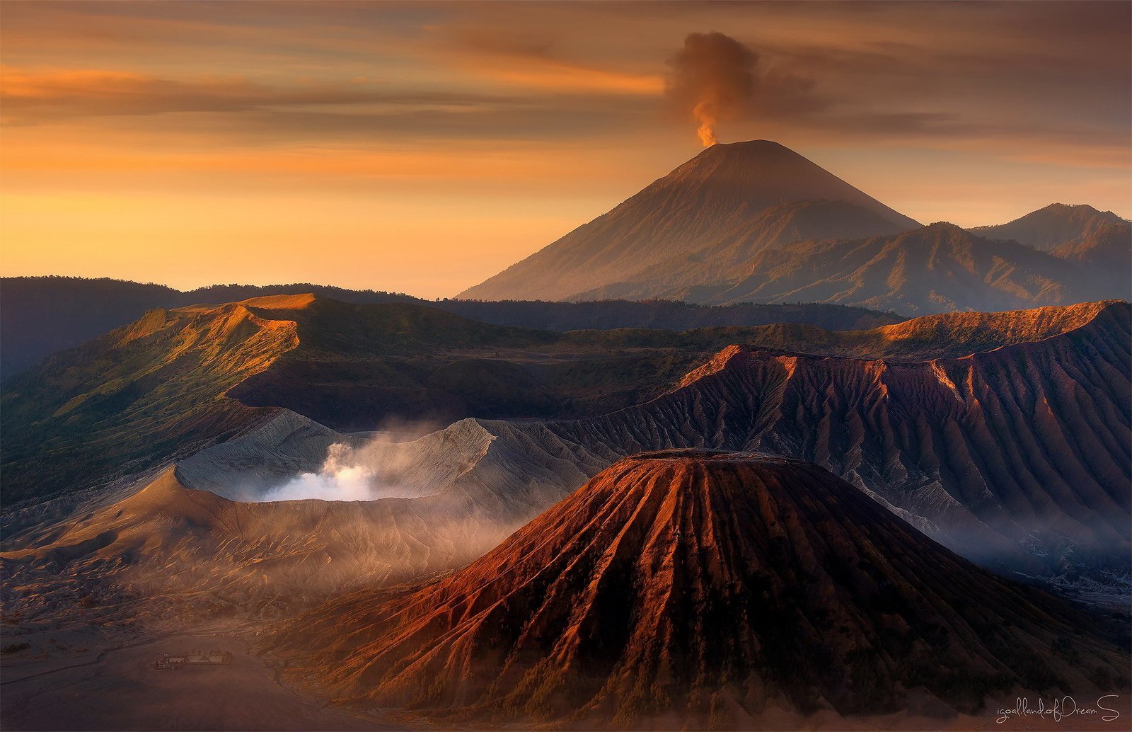BROMO TENGGER SEMERU